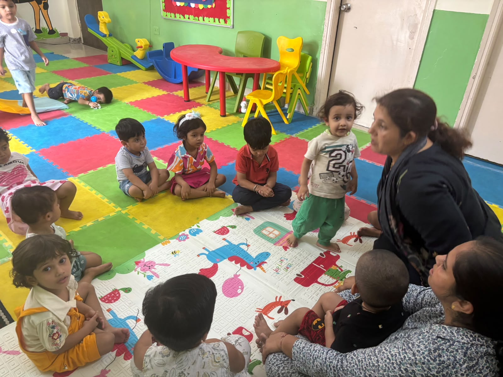A bright classroom at SaptRishi PreSchool